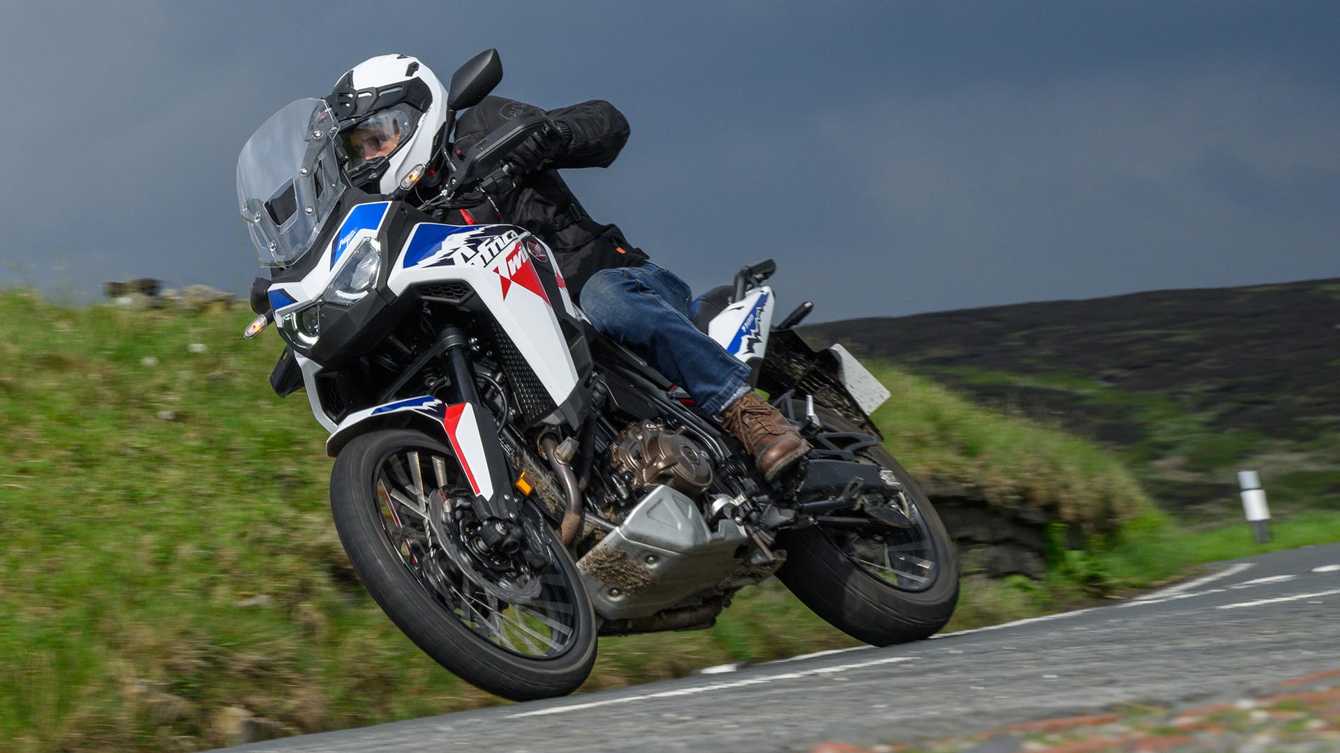 Honda CRF1100L Africa Twin ES DCT (2024 - ) review